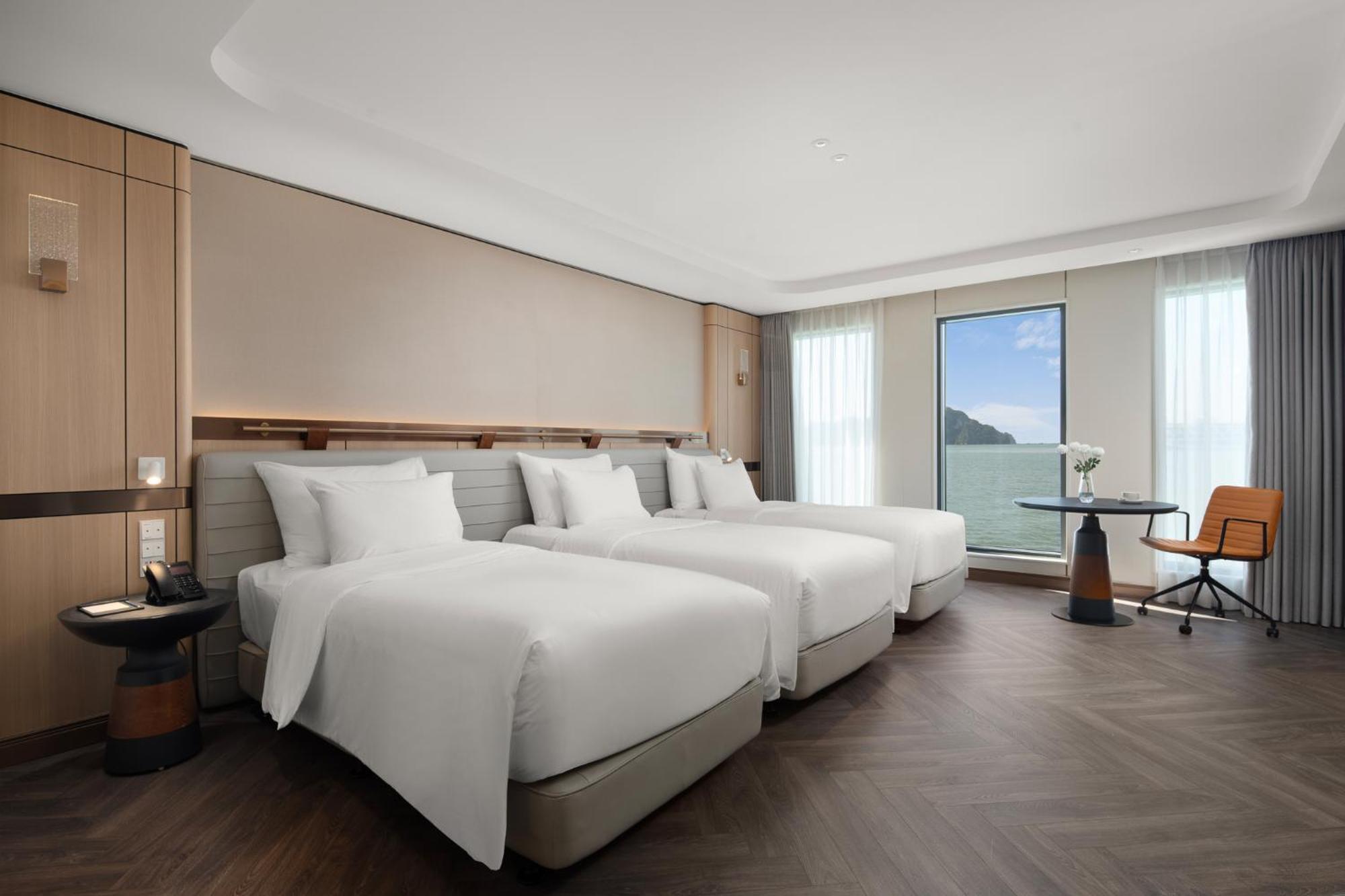 Hotel Grand Pioneers Halong Bay Cruise 1 Ha Long Exterior foto