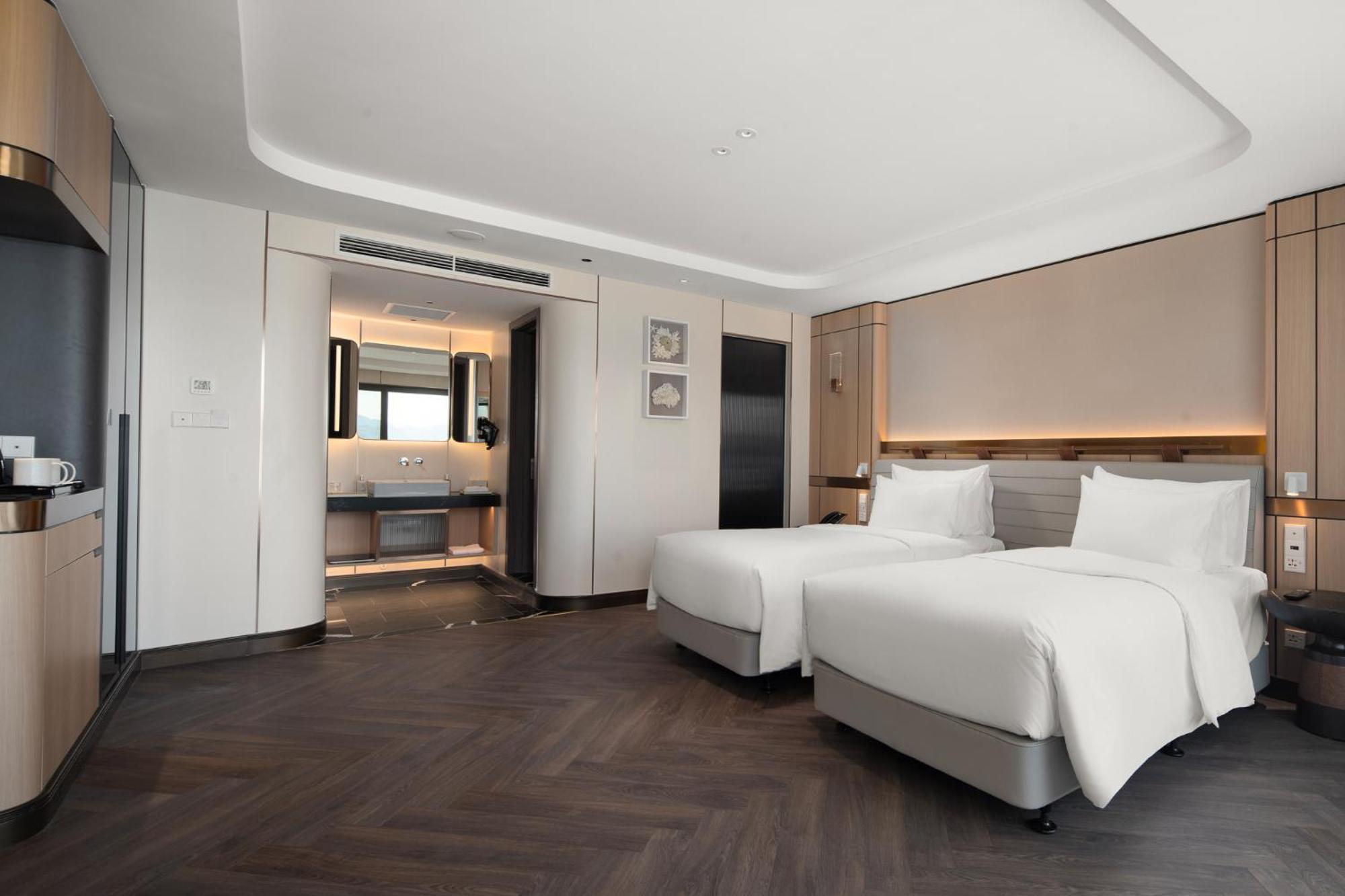 Hotel Grand Pioneers Halong Bay Cruise 1 Ha Long Exterior foto
