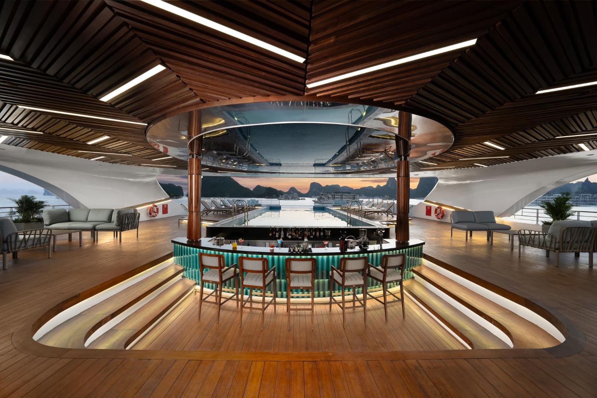 Hotel Grand Pioneers Halong Bay Cruise 1 Ha Long Exterior foto