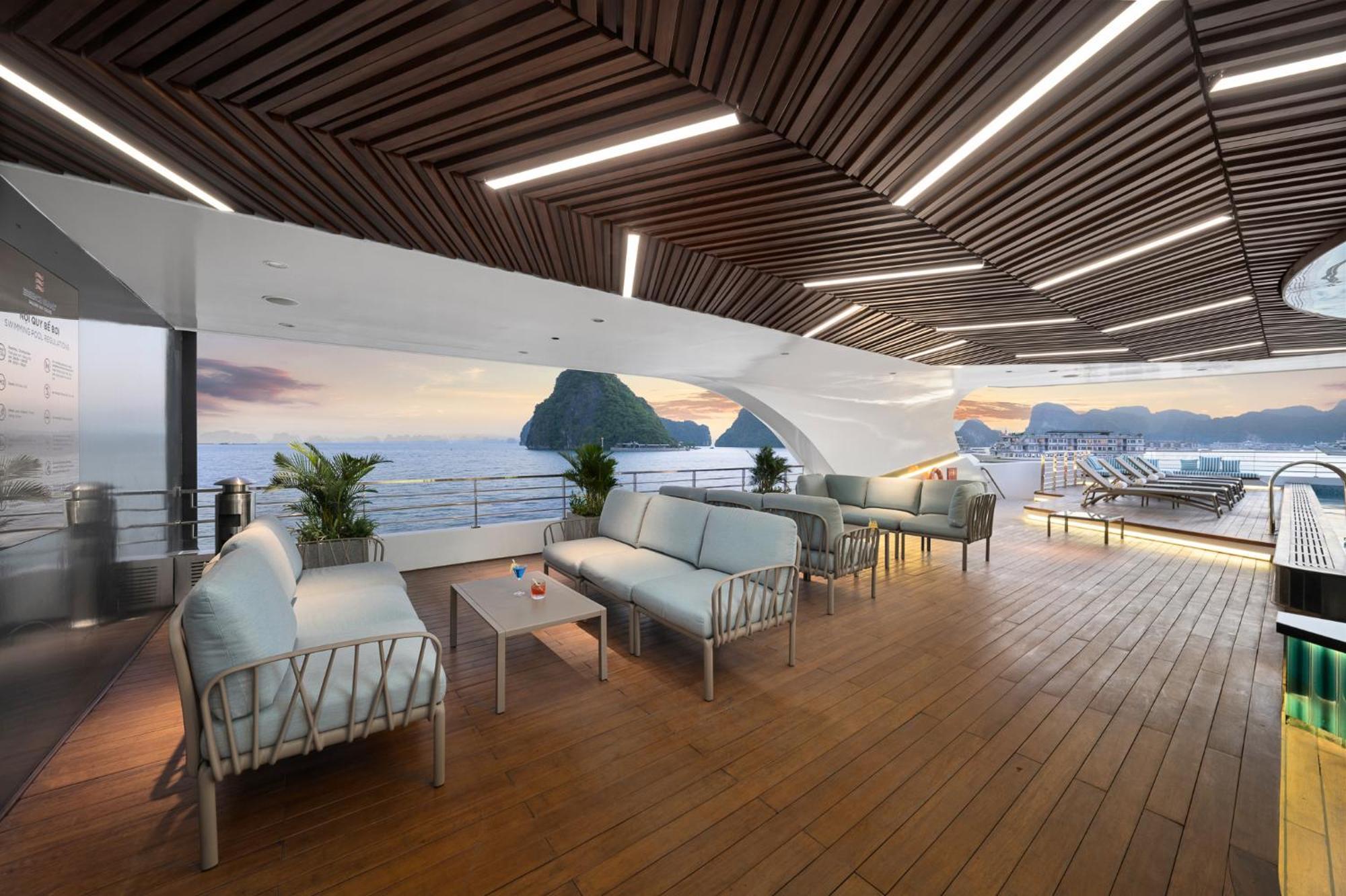 Hotel Grand Pioneers Halong Bay Cruise 1 Ha Long Exterior foto