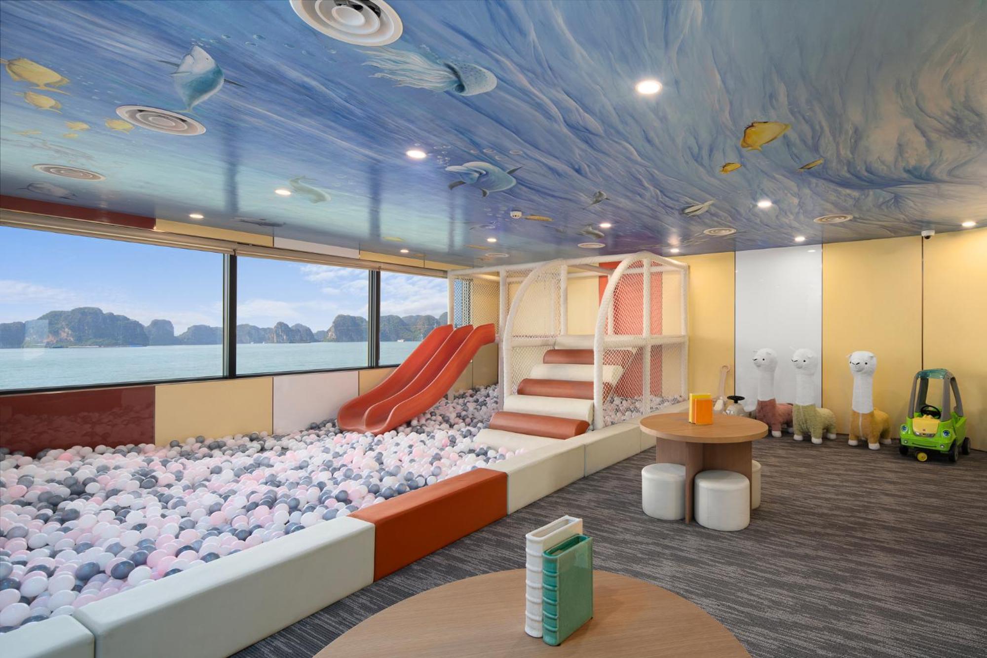 Hotel Grand Pioneers Halong Bay Cruise 1 Ha Long Exterior foto